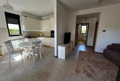 Apartament cu 2 camere în Lipovei