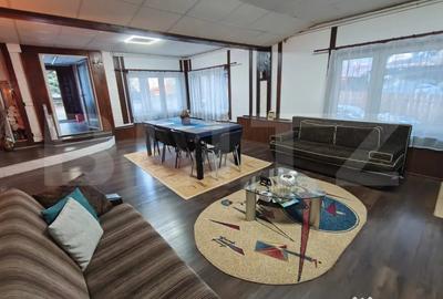 Casă cu 7 camere cu Garaj în Mărișel - 10