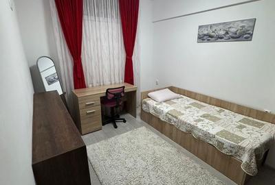 Apartament cu 4 camere în Central - 4