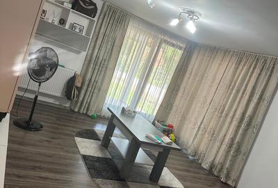 Casă individuală cu 6 camere cu Teren 586 Mp în Fundulea