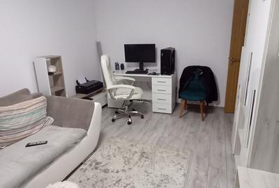 Apartament cu 3 camere decomandat în Exterior Vest - 6