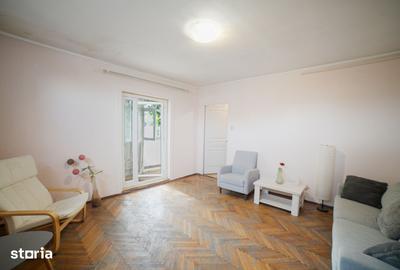 Apartament cu 2 camere semidecomandat în Centrul Civic