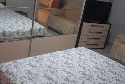 Apartament cu 3 camere decomandat în Central - 1