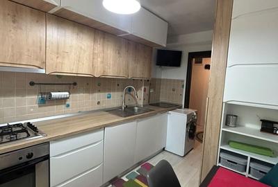 Apartament cu 2 camere decomandat în Drumul Taberei