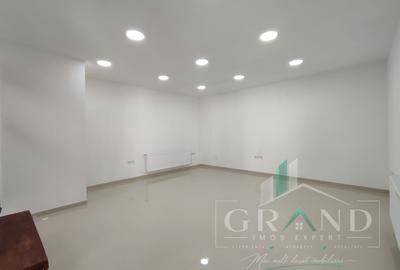 Spațiu comercial, de 90 mp, în Central - 2