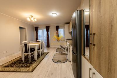 Apartament cu 3 camere semidecomandat în Tineretului