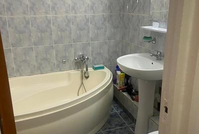 Apartament cu 3 camere decomandat în Drumul Taberei - 6