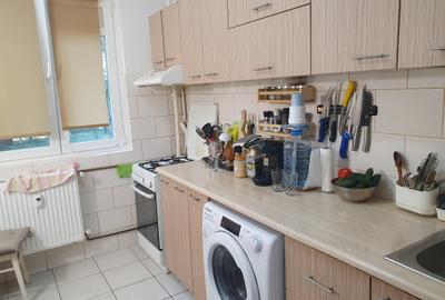 Apartament cu 3 camere semidecomandat în Drumul Taberei - 2