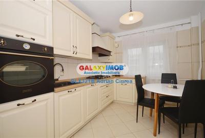 Apartament cu 4 camere semidecomandat, mobilat în Ștefan cel Mare