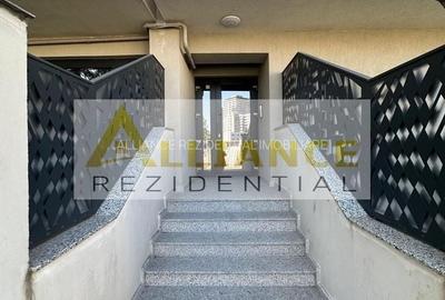 Apartament cu 2 camere în Apărătorii Patriei