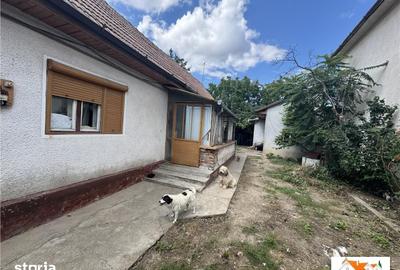 Casă cu 2 camere cu Teren 1000 Mp în Central
