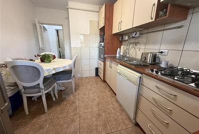 Apartament cu 4 camere decomandat, mobilat în Alexandru cel Bun - 17