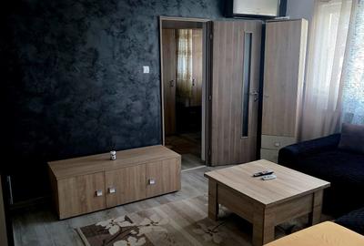 Apartament cu 2 camere semidecomandat în Micro 5