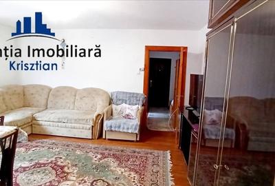 Apartament cu 2 camere semidecomandat în Micro 16