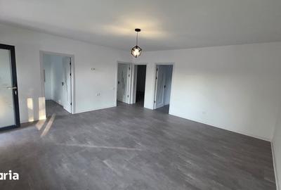 Casă cu 3 camere cu Teren 274 Mp în Valu lui Traian - 11