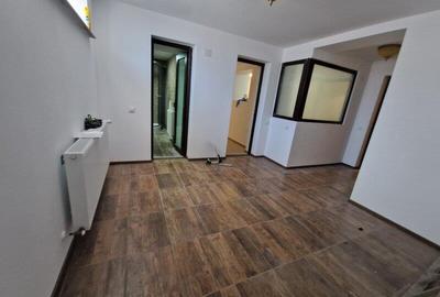 Duplex cu 12 camere cu Teren 1000 Mp în Romanii de Sus - 3