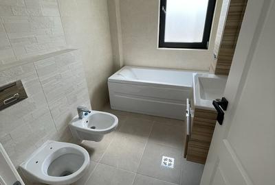 Apartament cu 3 camere decomandat în Bucium - 3