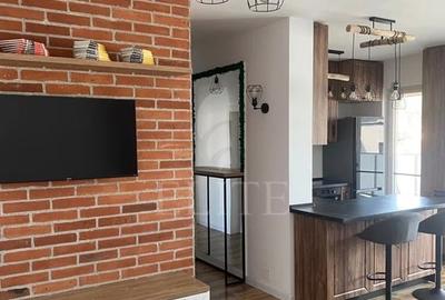 Apartament cu 3 camere semidecomandat, mobilat în Gheorgheni