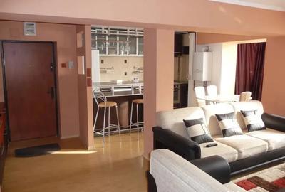 Apartament cu 2 camere decomandat în Calea București
