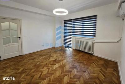 Apartament cu 3 camere în Unirii - 1