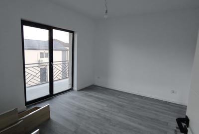 Casă individuală cu 4 camere cu Canalizare în Central - 4