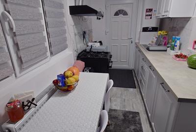 Apartament cu 2 camere decomandat în Micro 11 - 9