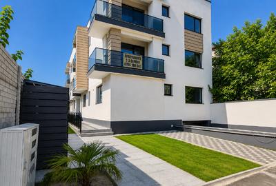 Apartament cu 3 camere decomandat în 1 Mai