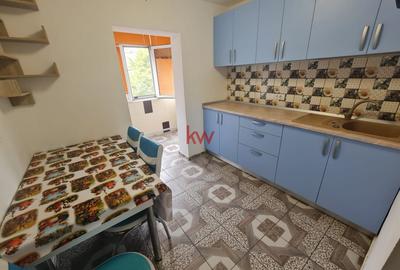 Apartament cu 3 camere decomandat în Tomești