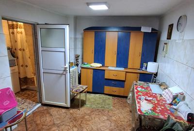Casă individuală cu 3 camere cu Canalizare în Rahova - 7