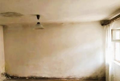 Casă individuală cu 2 camere cu Canalizare în Centrul Istoric - 5