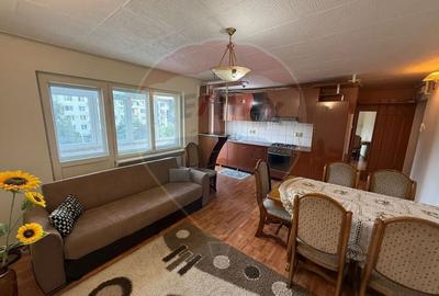 Apartament cu 3 camere decomandat, mobilat în Central - 23