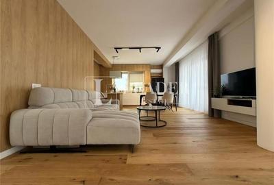 Apartament cu 4 camere decomandat în Iancu Nicolae