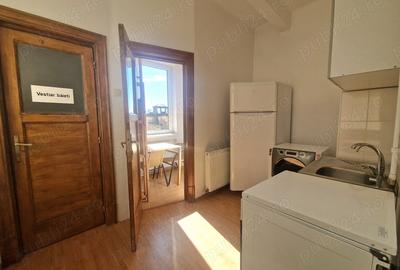 Apartament cu 3 camere semidecomandat în Ultracentral - 2