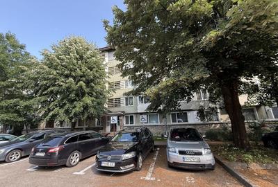 Apartament cu 3 camere semidecomandat, mobilat în Central - 19