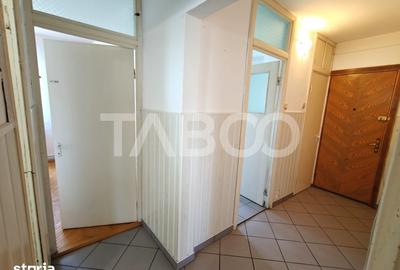 Apartament cu 2 camere decomandat în Terezian