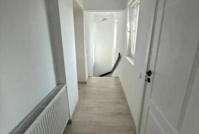 Apartament cu 3 camere decomandat în Central - 16