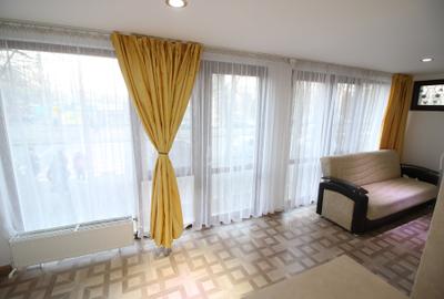 Apartament cu 2 camere în Micro 20