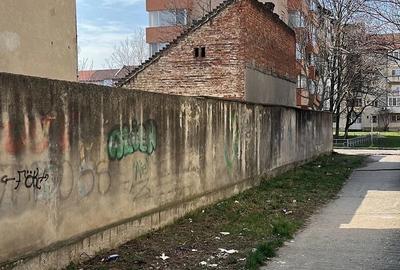 Casă cu 5 camere cu Teren 700 Mp în Exterior Vest