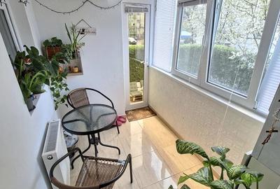 Apartament cu 3 camere decomandat în 1 Decembrie