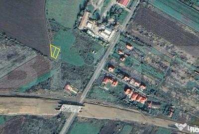 Teren de 2000 mp, în Central