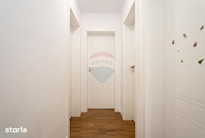 Casă cu 4 camere semidecomandat cu Teren 336 Mp în Central