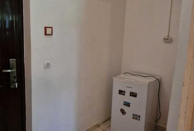 Garsonieră decomandată în Exterior Vest - 2