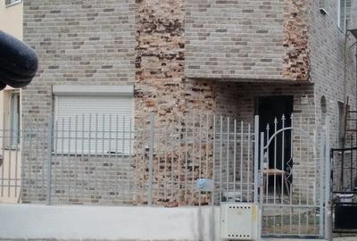Casă cu 2 camere cu Teren 83 Mp în Vitan - 3