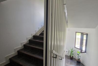 Garsonieră decomandată în Exterior Vest