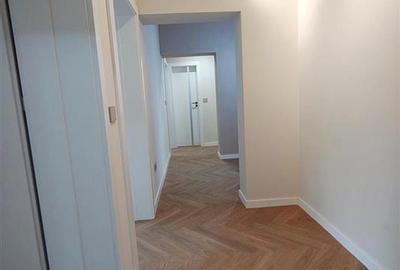 Apartament cu 4 camere decomandat în Copou - 11