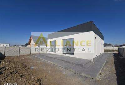 Casă cu 4 camere cu Teren 371 Mp în Berceni