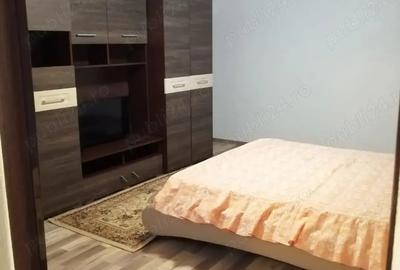 Casă cu 4 camere cu Teren 5000 Mp în Central