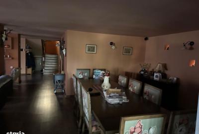 Casă cu 5 camere cu Teren 823 Mp în Central - 16