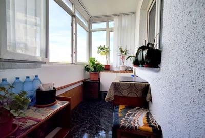 Apartament cu 3 camere decomandat, mobilat în Gorjului