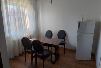 Apartament cu 3 camere nedecomandat în Central - 1